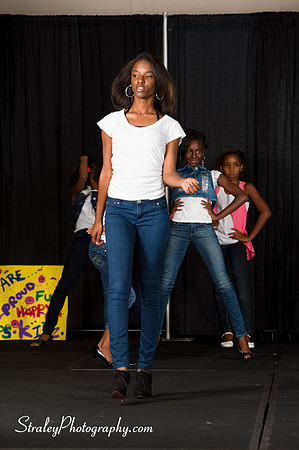 Proteges of Fashion 2013 08 03  - 0704
