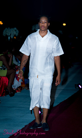 Ultimate Runway - AMG 2012 06 30 - 25
