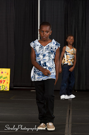 Proteges of Fashion 2013 08 03  - 0238