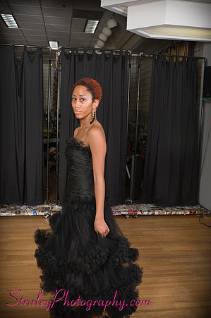 Kara Bazma Fashion Walk 2011 06 -60