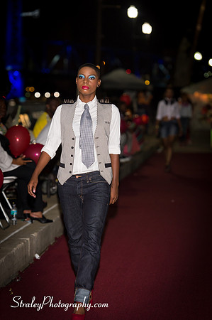AMG Ultimate Runway 2013 06 29  - 0608