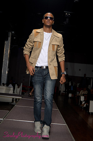 2011 11 12 _ Pure Night Club-549