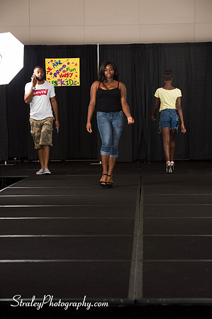 Proteges of Fashion 2013 08 03  - 0053
