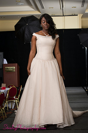 Arlenes Gowns Runway 2013 03 10 - 0534
