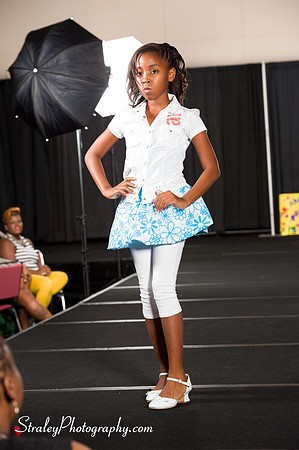 Proteges of Fashion 2013 08 03  - 0113