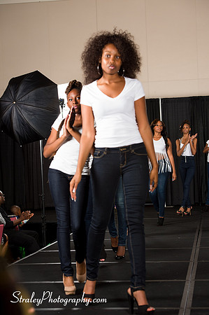 Proteges of Fashion 2013 08 03  - 0824