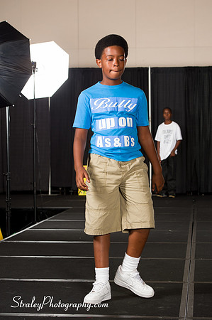 Proteges of Fashion 2013 08 03  - 0474
