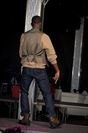 2011 11 12 _ Pure Night Club-547