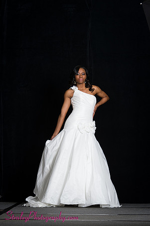 Arlenes Gowns Runway 2013 03 10 - 0494