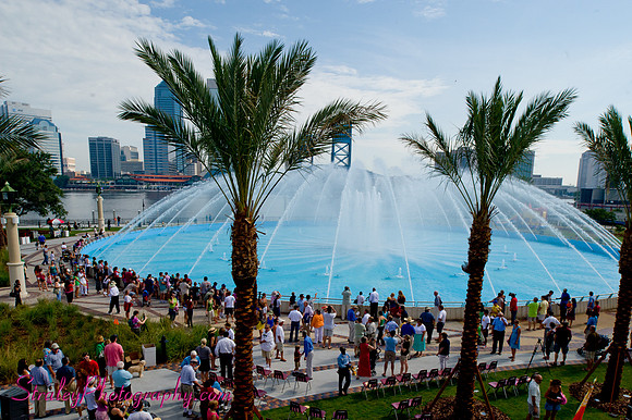 Friendship Fountain Opening Day 2011 06 18 -54