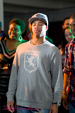 Steve O BTS 2011 12 01  - 144