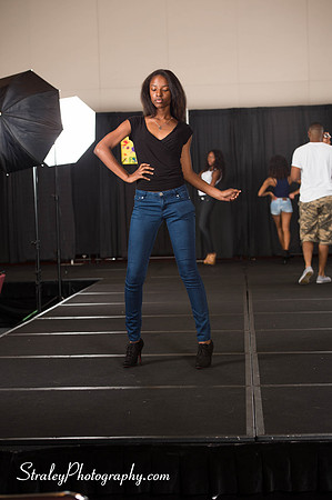Proteges of Fashion 2013 08 03  - 0023