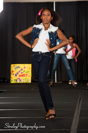 Proteges of Fashion 2013 08 03  - 0756
