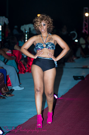 Ultimate Runway - AMG 2012 06 30 - 313