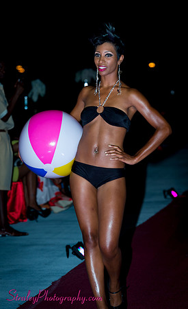 Ultimate Runway - AMG 2012 06 30 - 374