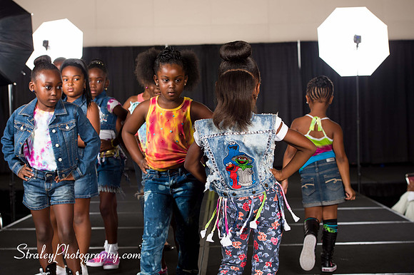 Proteges of Fashion 2013 08 03  - 0163