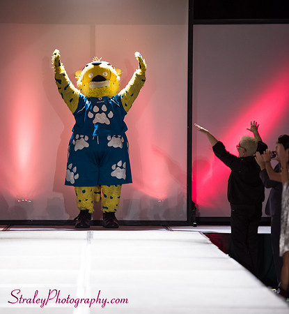 Angelwood Fashion Show Performers - 2012 08 17 - 0844