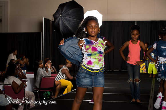 Proteges of Fashion 2013 08 03  - 0171