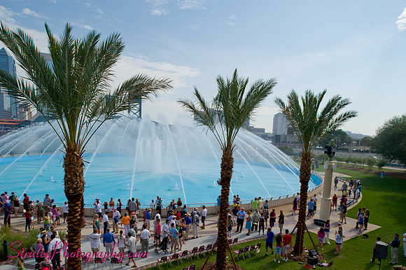 Friendship Fountain Opening Day 2011 06 18 -59