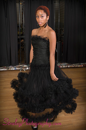 Kara Bazma Fashion Walk 2011 06 -59