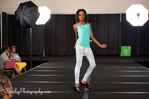 Proteges of Fashion 2013 08 03  - 0120