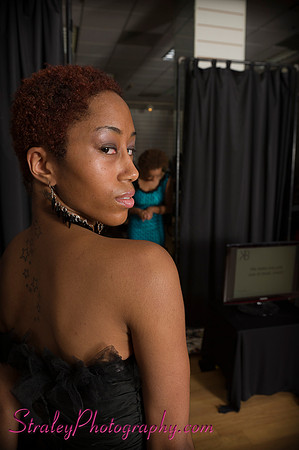 Kara Bazma Fashion Walk 2011 06 -73