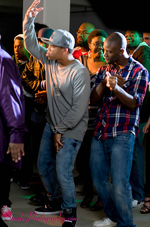 Steve O BTS 2011 12 01  - 287