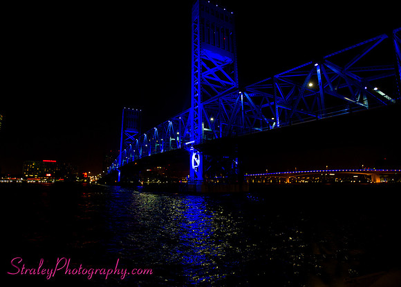Main St and Acosta Bridge 01