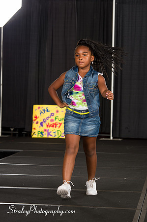 Proteges of Fashion 2013 08 03  - 0641