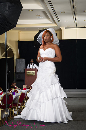 Arlenes Gowns Runway 2013 03 10 - 0482