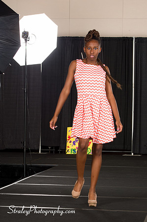 Proteges of Fashion 2013 08 03  - 0325