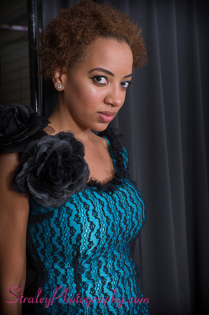 Kara Bazma Fashion Walk 2011 06 -77