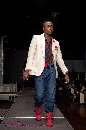 2011 11 12 _ Pure Night Club-645