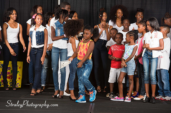 Proteges of Fashion 2013 08 03  - 0516
