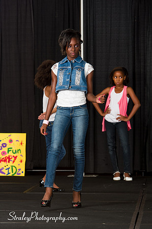 Proteges of Fashion 2013 08 03  - 0770