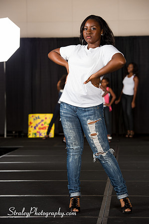 Proteges of Fashion 2013 08 03  - 0745