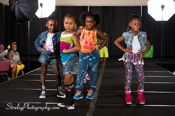 Proteges of Fashion 2013 08 03  - 0156