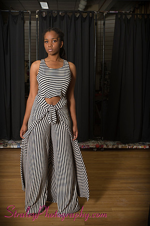 Kara Bazma Fashion Walk 2011 06 -31