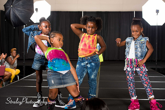 Proteges of Fashion 2013 08 03  - 0150