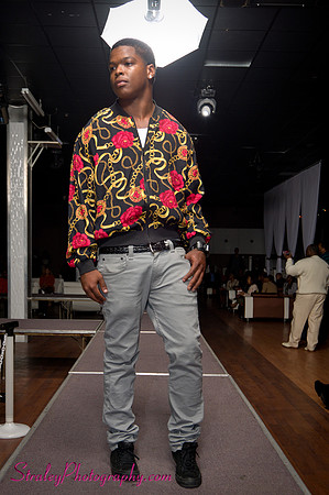 2011 11 12 _ Pure Night Club-576