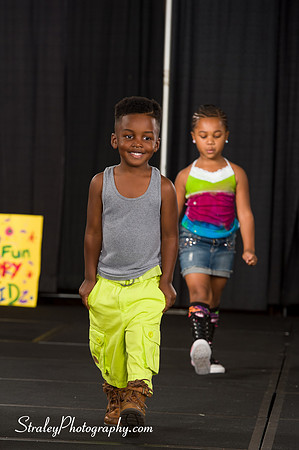 Proteges of Fashion 2013 08 03  - 0623