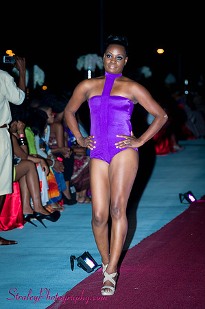 Ultimate Runway - AMG 2012 06 30 - 328