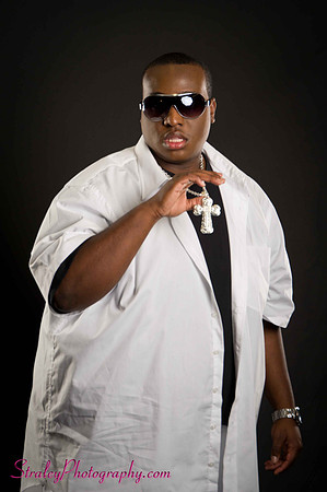 Steve O Photoshoot 2011 12 01 - 56