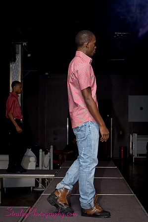 2011 11 12 _ Pure Night Club-313