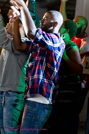 Steve O BTS 2011 12 01  - 331