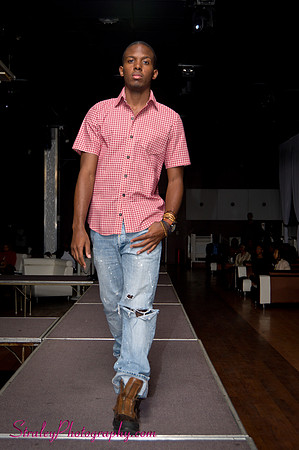 2011 11 12 _ Pure Night Club-316