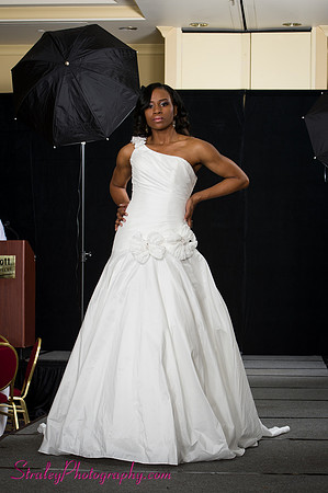 Arlenes Gowns Runway 2013 03 10 - 0488