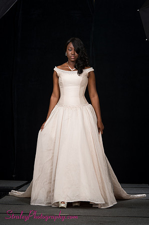 Arlenes Gowns Runway 2013 03 10 - 0526