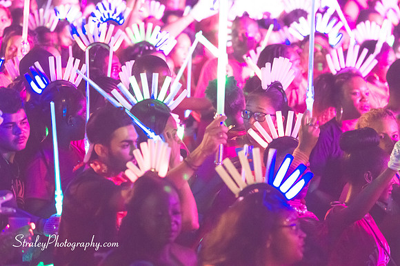 Monday Night Mas 2016 08 08 - 0214