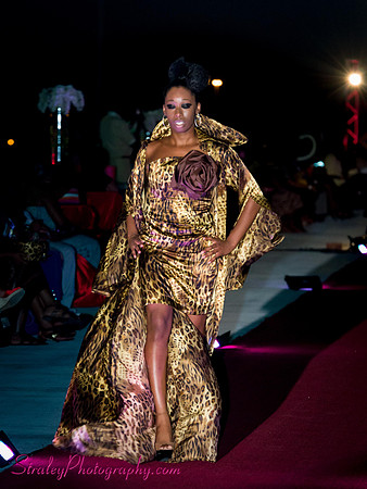 Ultimate Runway - AMG 2012 06 30 - 446